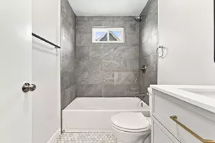 1B Lorenzo St, Boston, MA 02122 - Photo 14