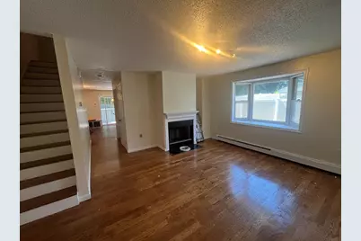 798 Canterbury St #798, Boston, MA 02131 - Photo 4