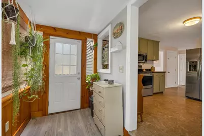 121 Elm St, Methuen, MA 01844 - Photo 4