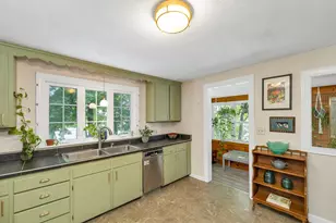 121 Elm St, Methuen, MA 01844 - Photo 8