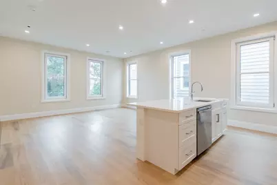 841 Columbia Road #6, Boston, MA 02125 - Photo 4