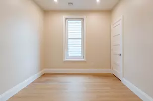 841 Columbia Rd, Boston, MA 02125 - Photo 10