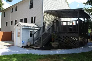 33 Crossman St, Taunton, MA 02780 - Photo 4