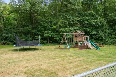44 Susan Park Way, Uxbridge, MA 01569 - Photo 10