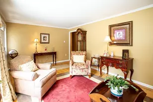 70 Longview Dr, Dartmouth, MA 02747 - Photo 10