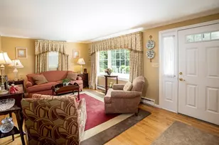 70 Longview Dr, Dartmouth, MA 02747 - Photo 6