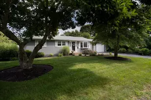 70 Longview Dr, Dartmouth, MA 02747 - Photo 4
