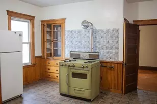 91 Perry Ave, Worcester, MA 01610 - Photo 2