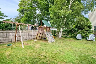 99 Tedesco St, Marblehead, MA 01945 - Photo 6