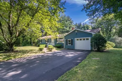 77 Grantwood Drive, Amherst, MA 01002 - Photo 2