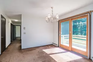 77 Grantwood Dr, Amherst, MA 01002 - Photo 8