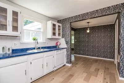 77 Grantwood Drive, Amherst, MA 01002 - Photo 14