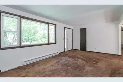 77 Grantwood Drive, Amherst, MA 01002 - Photo 4