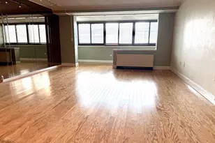 9 Hawthorne Pl, Boston, MA 02114 - Photo 4