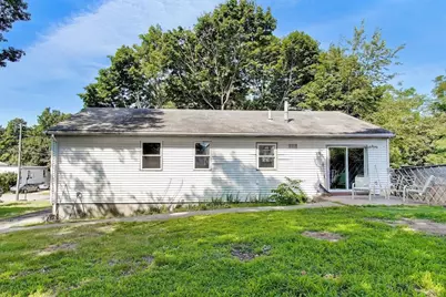 14 Hull St, Quincy, MA 02169 - Photo 18