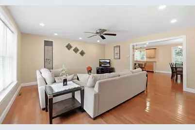 2 Dogwood Dr, Belchertown, MA 01007 - Photo 8