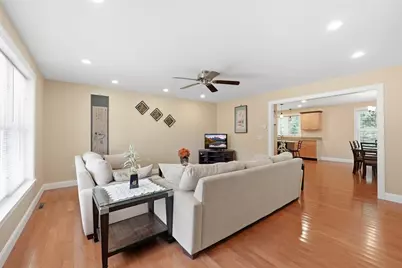 2 Dogwood Dr, Belchertown, MA 01007 - Photo 8