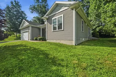 2 Dogwood Dr, Belchertown, MA 01007 - Photo 4
