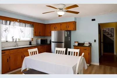 549 Bennington St, Boston, MA 02128 - Photo 8