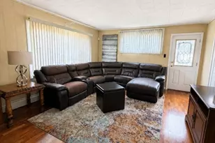 5 Louis Rd, Framingham, MA 01702 - Photo 4