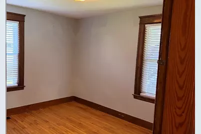8 Elton St #1, Worcester, MA 01604 - Photo 12