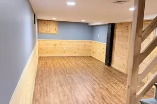 8 Elton St, Worcester, MA 01604 - Photo 24