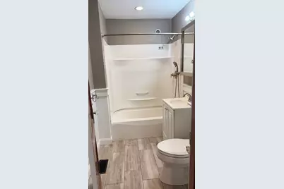 8 Elton St #1, Worcester, MA 01604 - Photo 20