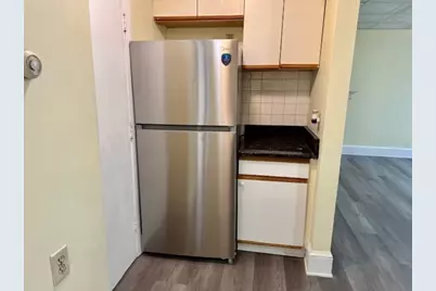 6 Harvard St #1, Lowell, MA 01851 - Photo 4