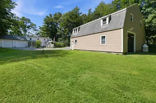 341 Locust St, Danvers, MA 01923 - Photo 6