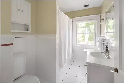 667 Salem St, Lynnfield, MA 01940 - Photo 28