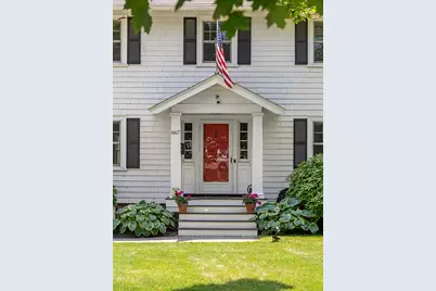 667 Salem St, Lynnfield, MA 01940 - Photo 2