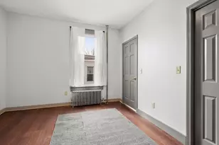 70 Russell St, Worcester, MA 01609 - Photo 8