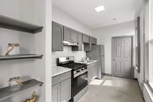 70 Russell St, Worcester, MA 01609 - Photo 24