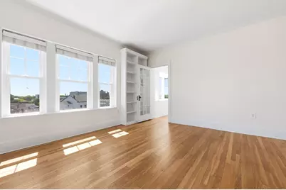 21 Bradlee #54, Medford, MA 02155 - Photo 4