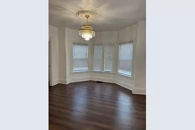 22 Hancock St, Malden, MA 02148 - Photo 4