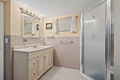 32 Sagamore Ave, Medford, MA 02155 - Photo 26