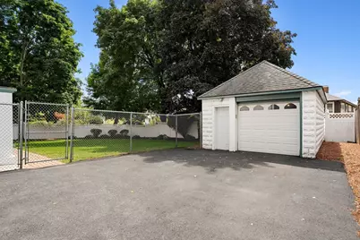 32 Sagamore Ave, Medford, MA 02155 - Photo 32