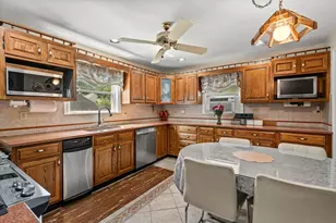 32 Sagamore Ave, Medford, MA 02155 - Photo 10