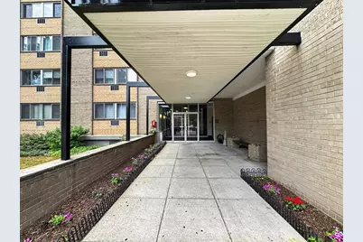 1025 Hancock St #8C, Quincy, MA 02169 - Photo 2