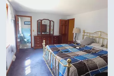 621 Marshall St, Holliston, MA 01746 - Photo 8