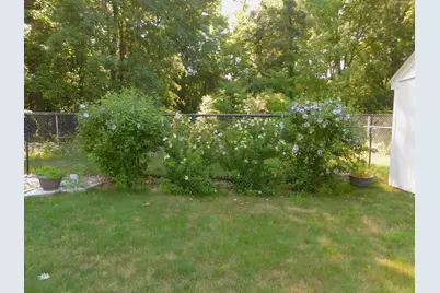 621 Marshall St, Holliston, MA 01746 - Photo 24