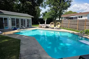 74 Domingos St, Somerset, MA 02726 - Photo 8