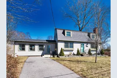 74 Domingos St, Somerset, MA 02726 - Photo 2