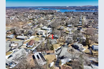 74 Domingos St, Somerset, MA 02726 - Photo 4