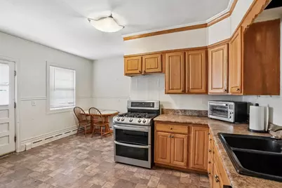 330 Primrose St, Haverhill, MA 01830 - Photo 10