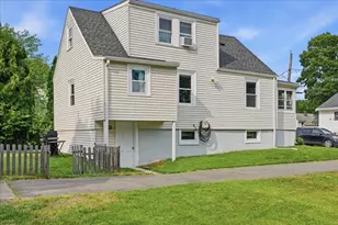 15 Gilmore St, Weymouth, MA 02191 - Photo 32