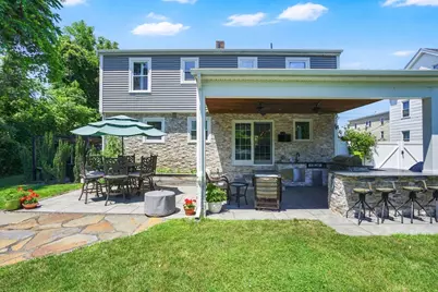 61 Abbey St, Chicopee, MA 01013 - Photo 34