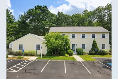 620 Washington St, Franklin, MA 02038 - Photo 2