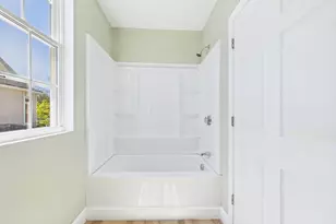 110 8th St, New Bedford, MA 02740 - Photo 38