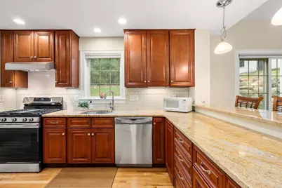 3 McGill Ct, Hopkinton, MA 01748 - Photo 6